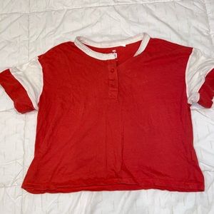 burnt orange/ red tee